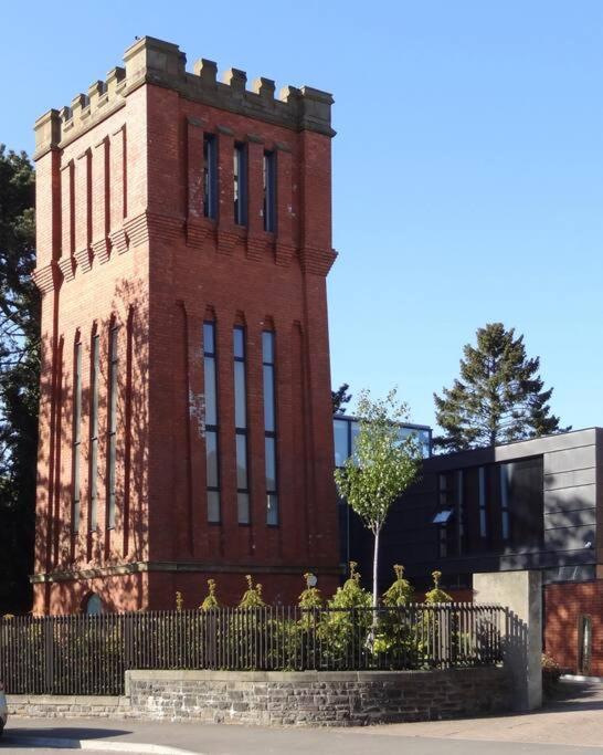 Luxury Water Tower I Roof Bar I Cinema Βίλα Κάρντιφ Εξωτερικό φωτογραφία