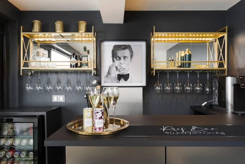 Luxury Water Tower I Roof Bar I Cinema Βίλα Κάρντιφ Εξωτερικό φωτογραφία