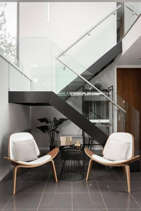 Luxury Water Tower I Roof Bar I Cinema Βίλα Κάρντιφ Εξωτερικό φωτογραφία