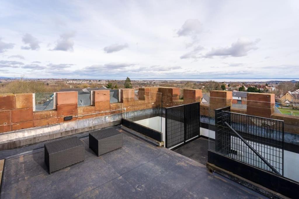 Luxury Water Tower I Roof Bar I Cinema Βίλα Κάρντιφ Εξωτερικό φωτογραφία